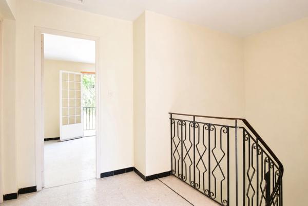 Maison à vendre 5 pièces JUVIGNAC (34), A rénover 4 chambres 96,66 m2-Terrain 175m2