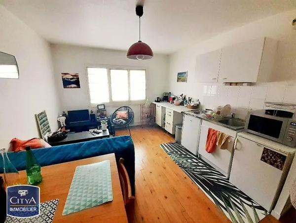 Appartement à louer 2 pièces 35.8m² Clermont-Ferrand (63000)