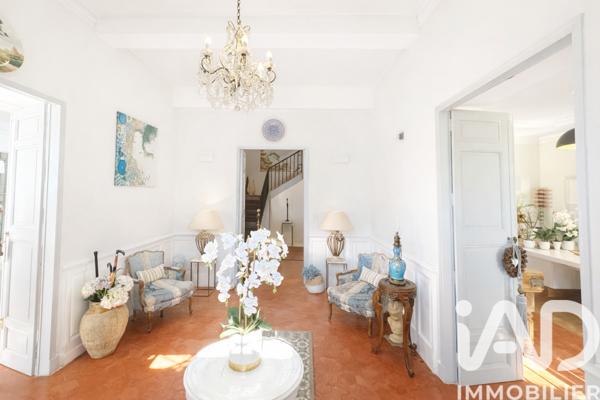 Maison à vendre 11 pièces 400 m² La Crau