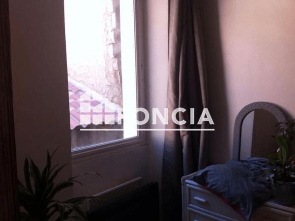 Location Studio 38.7 m² - 46 RUE DES LICES Avignon 84000