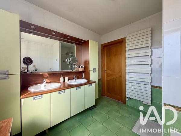 Maison à vendre 8 pièces 208 m² Épinal