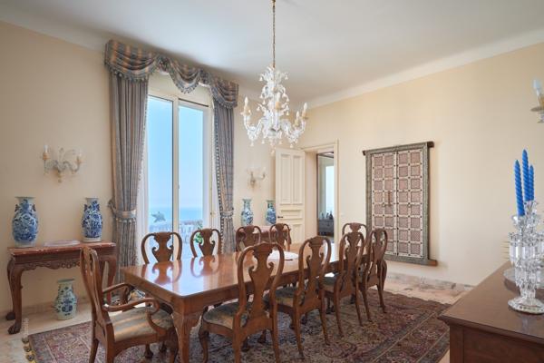 Vente Maison de maître Roquebrune-Cap-Martin 30 Pièces 963 m²