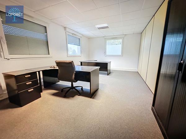 Location bureau Magny-le-Hongre - 5 pièce(s) - 95 m² - 2 055 €/mois