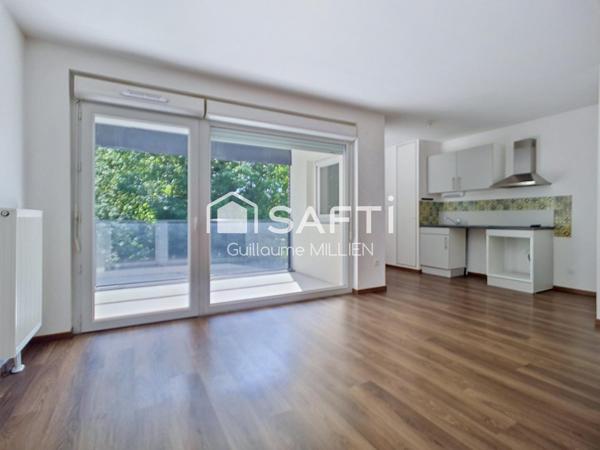 T2 avec terrasse et parking privé - Hauts de Mons