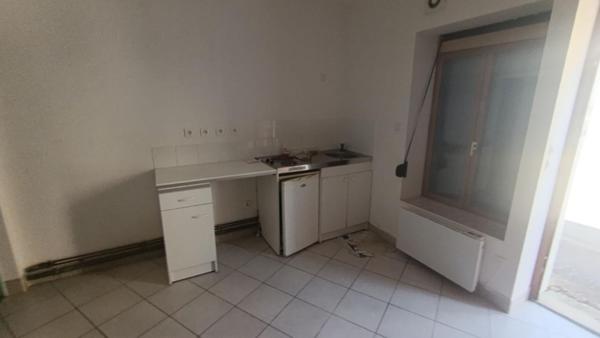 Ensemble immobilier ? F4 + Studio indépendant + Dépendance ? 5 pièces ? 139 m² ? 90 000