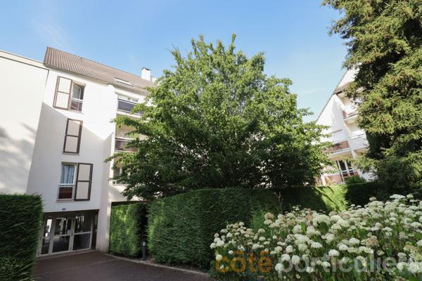 Vente
                Appartement46,8 m² - 2 Pièces -
                    OLIVET (45160)