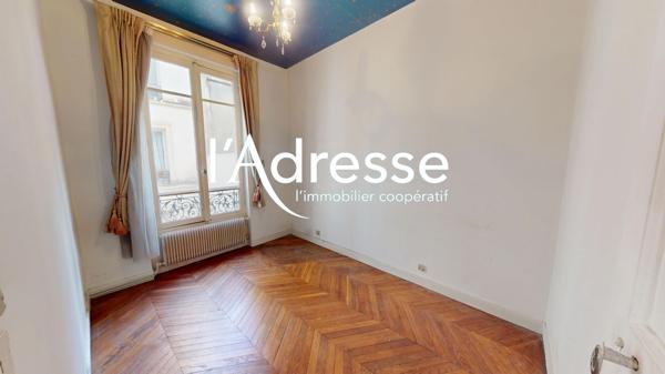 Appartement 3-4 pièces / 1-2 chambres - 75010 RUE LA FAYETTE