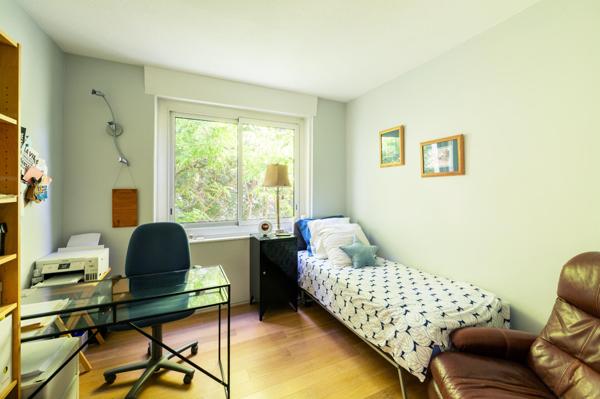Appartement familial 108m2, parfait état, 4 chambres, grand balcon, calme, verdure, sans vis-à-vis.