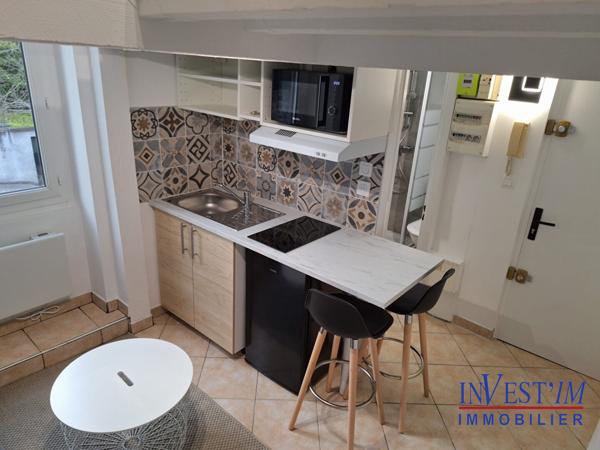LOCATION OULLINS - STUDIO , Oullins LOCATION OULLINS - STUDIO , Oullins