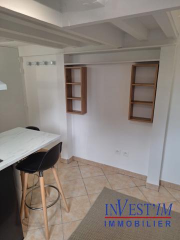 LOCATION OULLINS - STUDIO , Oullins LOCATION OULLINS - STUDIO , Oullins