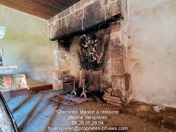 Deux Maisons et Dépendances + 13HA de terrain