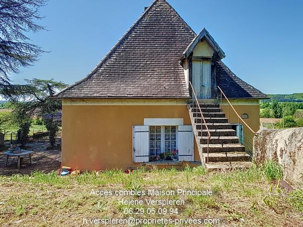 Deux Maisons et Dépendances + 13HA de terrain