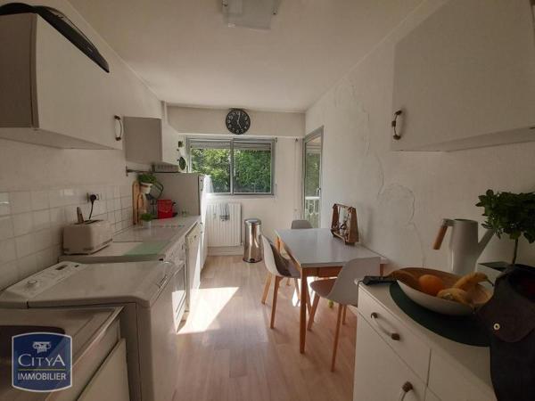 Appartement à louer 4 pièces 78.3m²