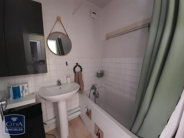 Appartement à louer 4 pièces 78.3m²