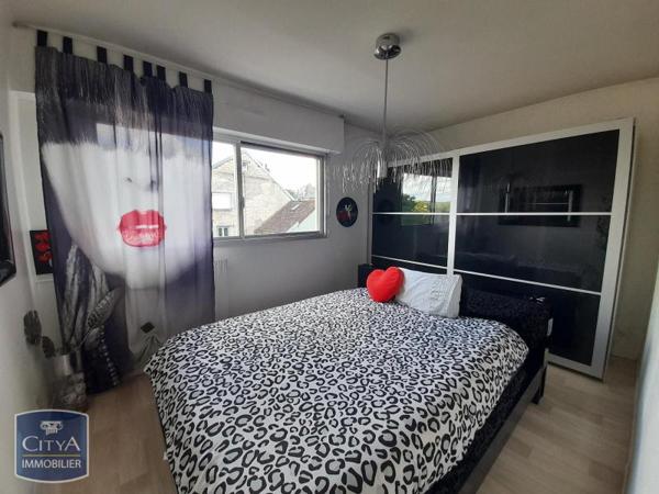 Appartement à louer 4 pièces 78.3m²