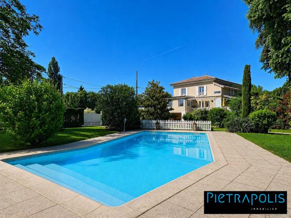 Maison familial-5 chambres - luminosité - jardin - piscine