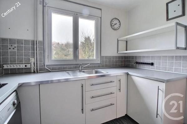 Appartement F2 à vendre  2 pièces - 46 m 2   CHATEAU THIERRY  - 02