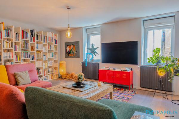 Duplex style loft- 5 CHAMBRES- GRAND GARAGE