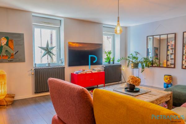 Duplex style loft- 5 CHAMBRES- GRAND GARAGE