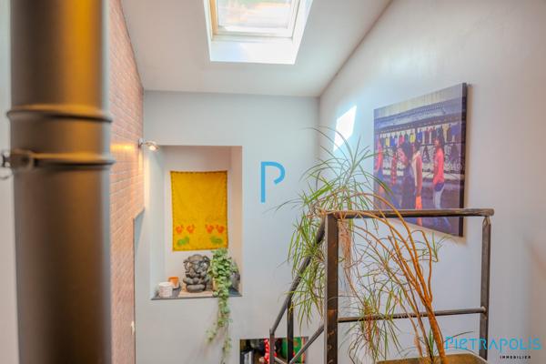 Duplex style loft- 5 CHAMBRES- GRAND GARAGE