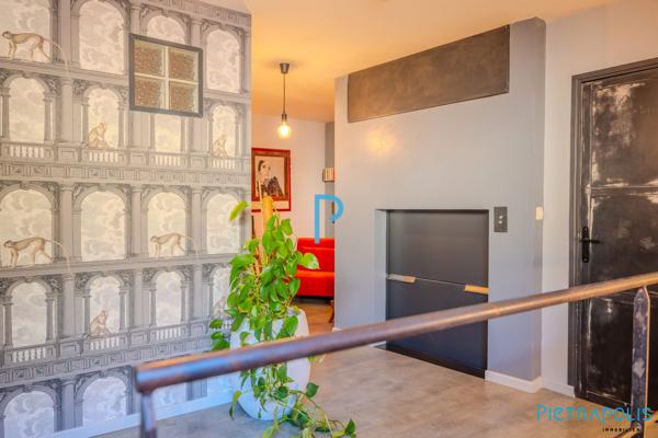 Duplex style loft- 5 CHAMBRES- GRAND GARAGE