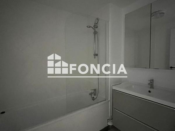 Location Appartement 3 pièces 71.2 m² - Etaples 62630