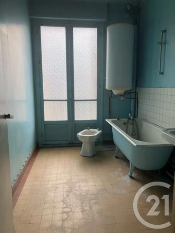 Appartement F3 à vendre  3 pièces - 90,75 m 2   ABBEVILLE  - 80