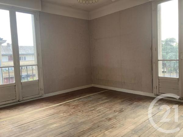 Appartement F3 à vendre  3 pièces - 90,75 m 2   ABBEVILLE  - 80