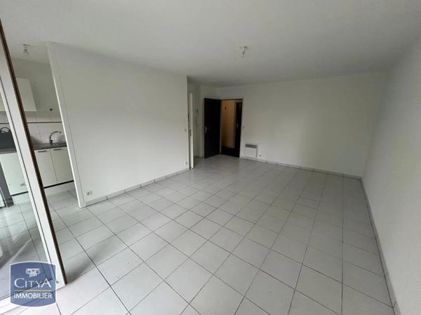 Appartement à louer 2 pièces 48.67m² Salies-de-Béarn (64270)