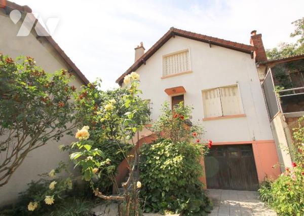 FONTENAY AUX ROSES - A 5 MIN A PIED DU CENTRE ET DES COMMERCES - A 12 MIN A PIED DU RER FONTENAY