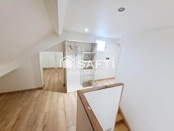 On pose ses meuble//proximité gare