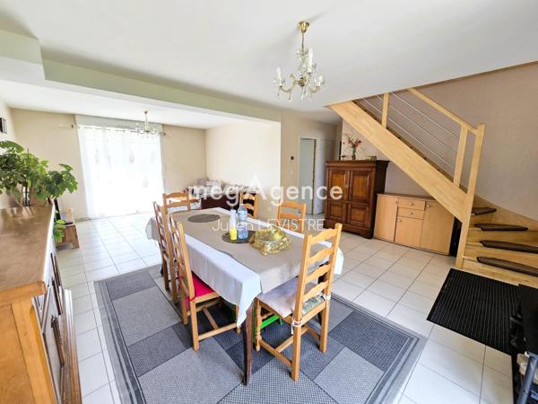 Maison à Auneau-Bleury-Saint-Symphorien, 28700 - 5 pièces 101m²