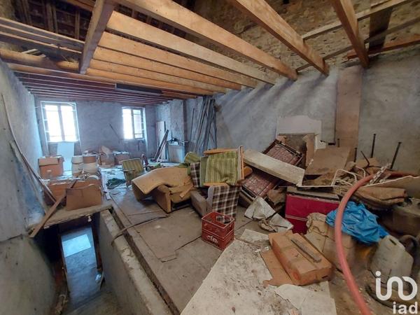 Maison 7 pièces de 149 m² à Pont-de-Poitte (39130)