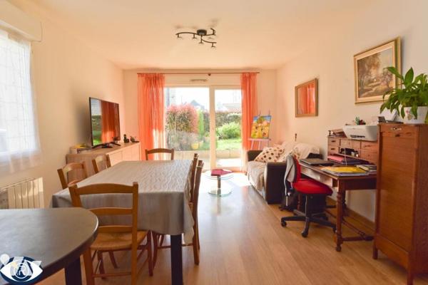 Un appartement récent quartier Chanteloup de type 3 PMR, ascenseur, parking.