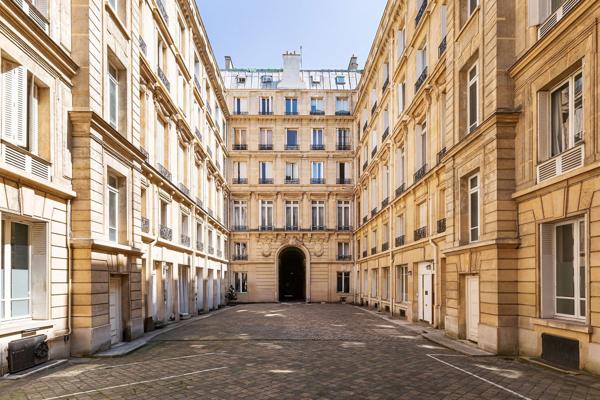 Vente Appartement de luxe Paris 8 8 Pièces 323 m²