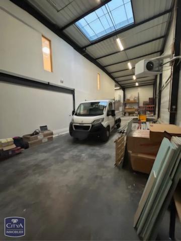Fonds de commerce à vendre 345.6m²