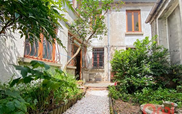 Appartement à vendre    3 pièces • 95,50 m2 Aubervilliers