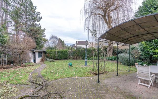 Maison à vendre    7 pièces • 218,75 m2 Joinville-le-Pont