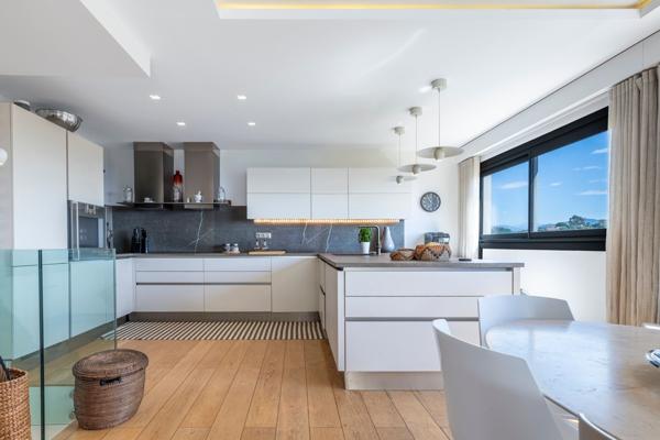 Vente Maison contemporaine Nice 5 Pièces 181.09 m²