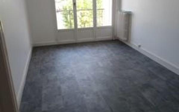 Appartement à vendre    2 pièces •  Blois