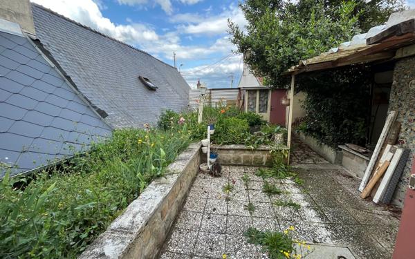 Maison à vendre    2 pièces •  Laon