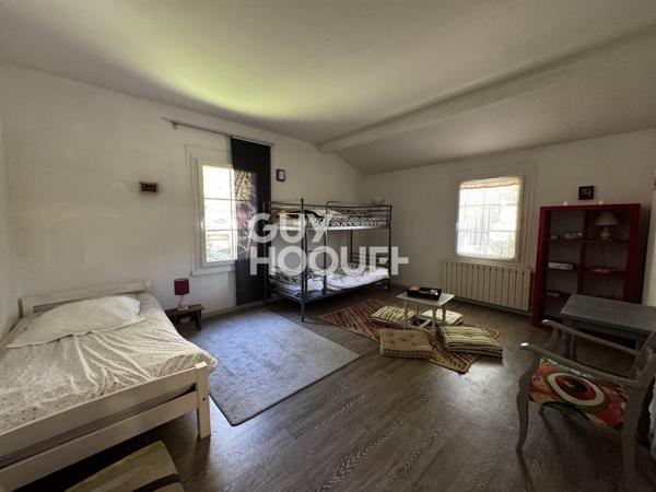 MAISON À VENDRE DE 13 PIÈCES DE 300,00 M²