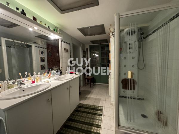 MAISON À VENDRE DE 13 PIÈCES DE 300,00 M²