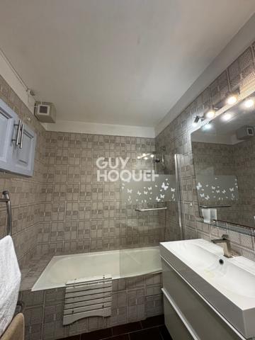 MAISON À VENDRE DE 13 PIÈCES DE 300,00 M²