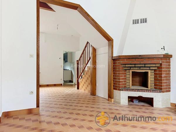 Location                                                      Appartement
                        
                     4 pièces                      77 m2                     à Reims