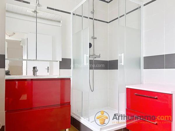 Location                                                      Appartement
                        
                     4 pièces                      77 m2                     à Reims