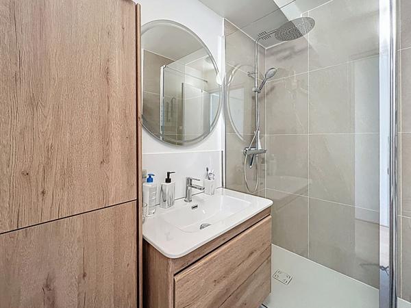 Appartement Suresnes 4 pièce(s) 72 m2