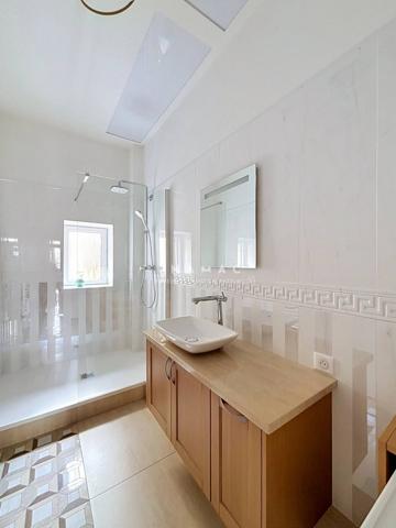 T3 DE CHARME – 83M² AVEC ASCENSEUR – SECTEUR AINAY / CARNOT - EMPLACEMENT EXCEPTIONNEL