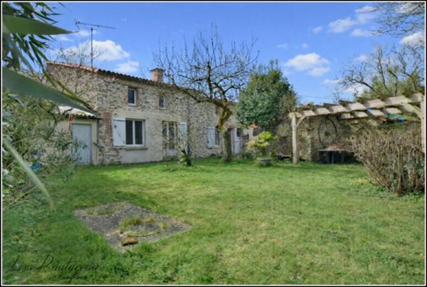 Maison à vendre 5 pièces MONTAIGU VENDEE (85)