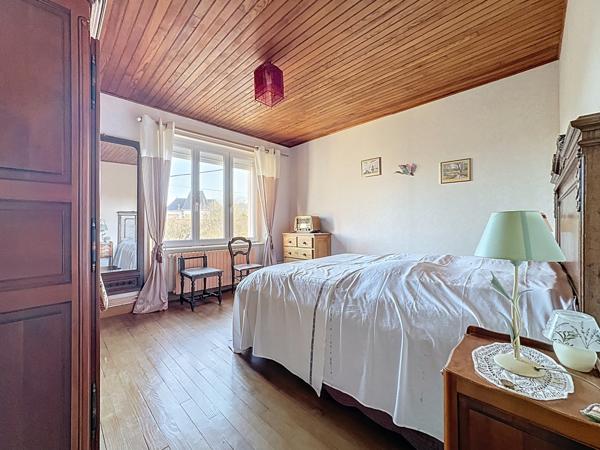 La Chapelle-Agnon (63590) Viager occupé par Monsieur 75 ans et Madame 73 ans - Jolie maison rénovée avec jardin et garage